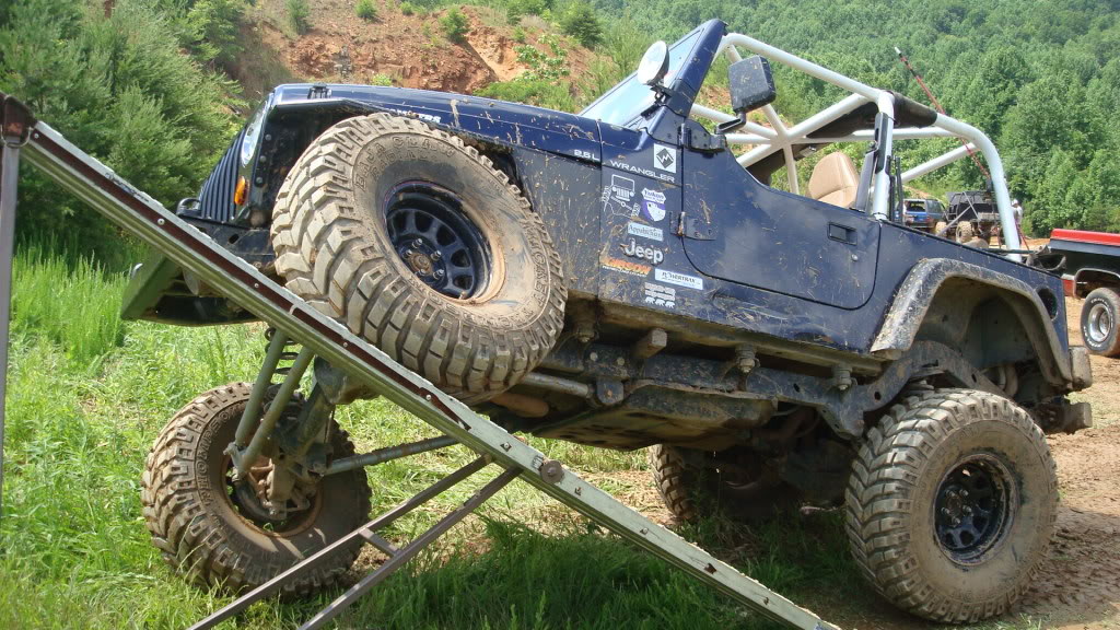 ai298.photobucket.com_albums_mm279_burrellsjeep_Linked_rti2.jpg