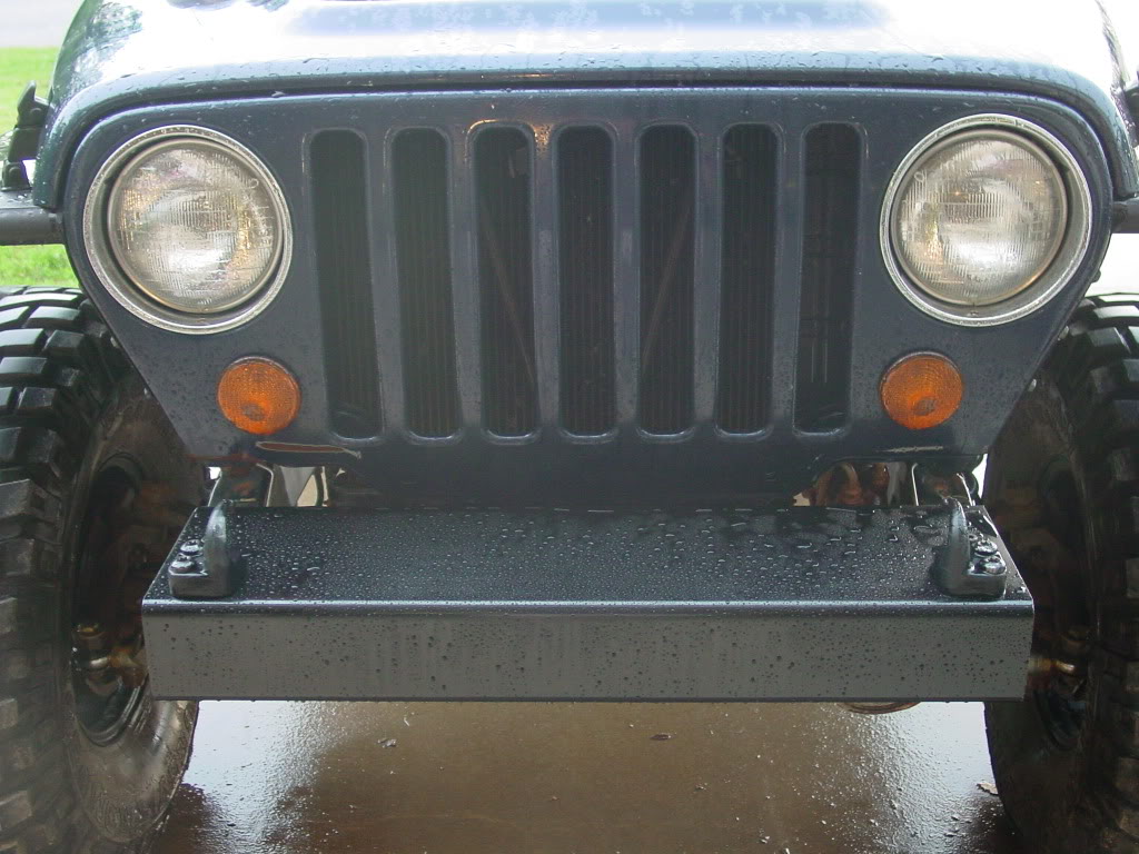 ai298.photobucket.com_albums_mm279_burrellsjeep_Linked_TempBumper.jpg