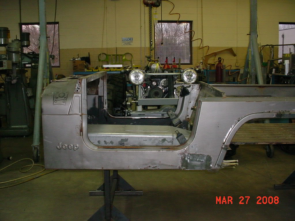 ai298.photobucket.com_albums_mm279_burrellsjeep_MVC_001F.jpg_c380ca1888ba2bf713a3e733cab9dd86.jpg