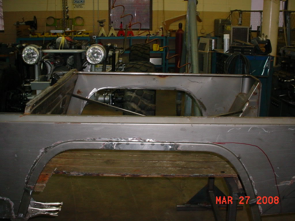 ai298.photobucket.com_albums_mm279_burrellsjeep_MVC_006F.jpg_92b2d10cf322d9c57a5caf89d0c2bdd6.jpg