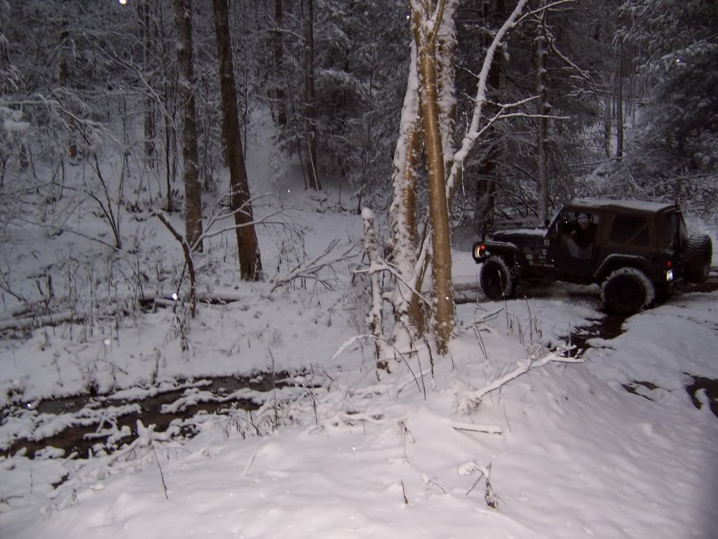 ai298.photobucket.com_albums_mm279_burrellsjeep_TJC_100_5923.jpg