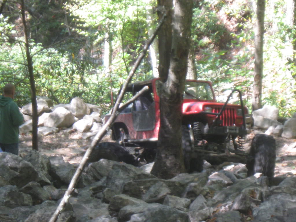 ai298.photobucket.com_albums_mm279_burrellsjeep_TJC_callytrip045.jpg