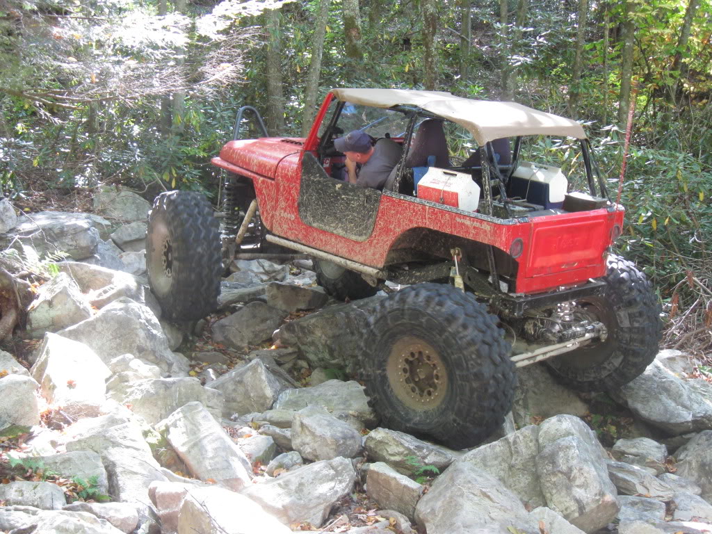 ai298.photobucket.com_albums_mm279_burrellsjeep_TJC_callytrip049.jpg