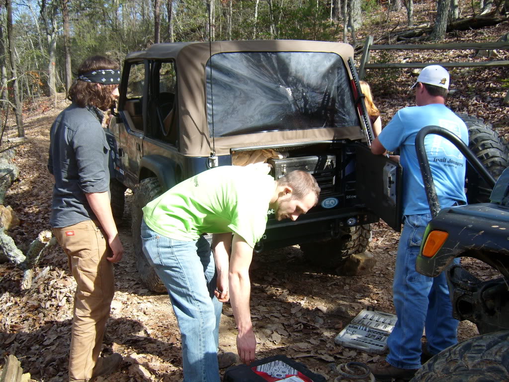 ai298.photobucket.com_albums_mm279_burrellsjeep_TJC_WaynesPics187_1.jpg