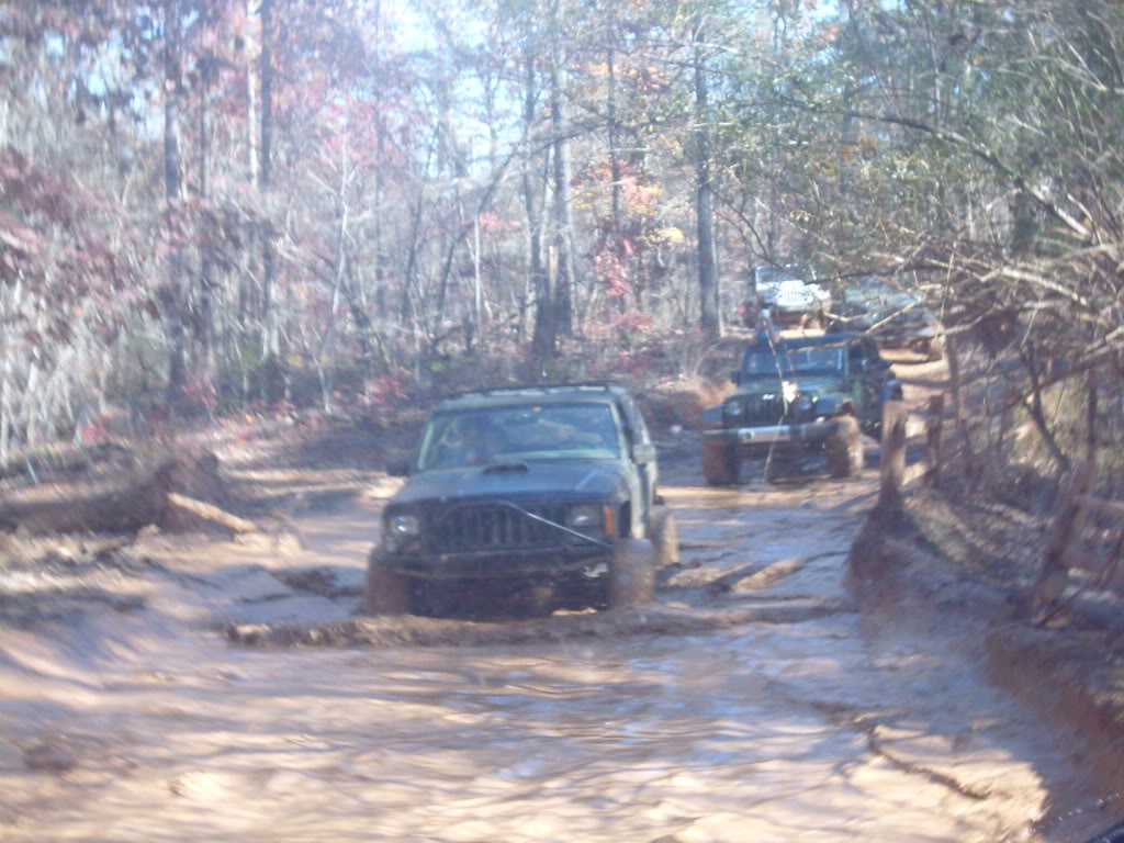 ai298.photobucket.com_albums_mm279_burrellsjeep_TJC_WaynesPics208_1.jpg