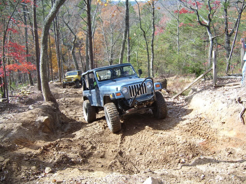 ai298.photobucket.com_albums_mm279_burrellsjeep_WaynesPics183.jpg