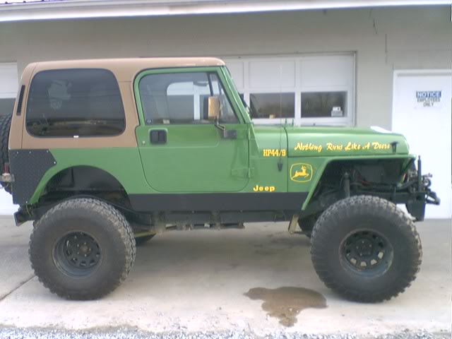 ai3.photobucket.com_albums_y70_jeepmike19_0201061715.jpg