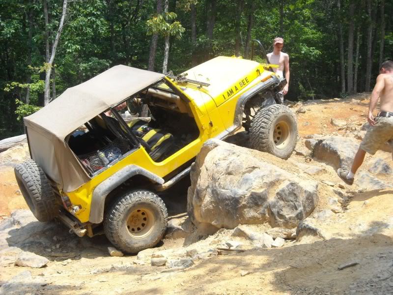 ai3.photobucket.com_albums_y70_jeepmike19_DSCN0167.jpg