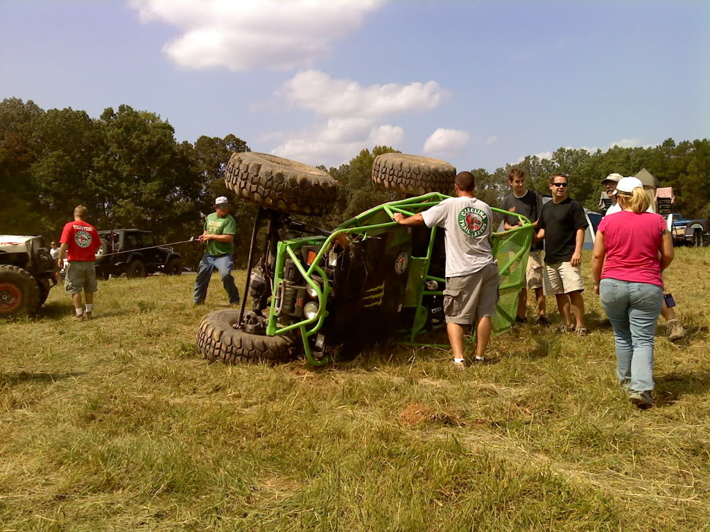 ai303.photobucket.com_albums_nn152_VortecJeep_Fun_20Caravan_202009_0912091401a.jpg