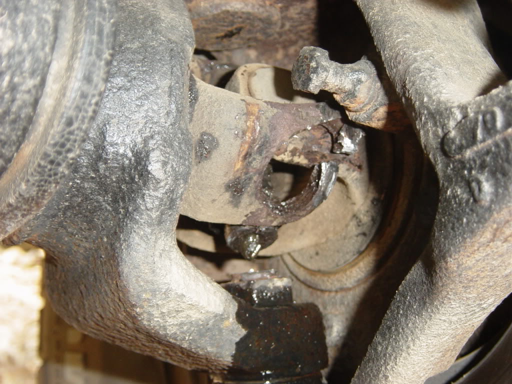ai303.photobucket.com_albums_nn152_VortecJeep_Fun_20Caravan_202009_DSC05567.jpg