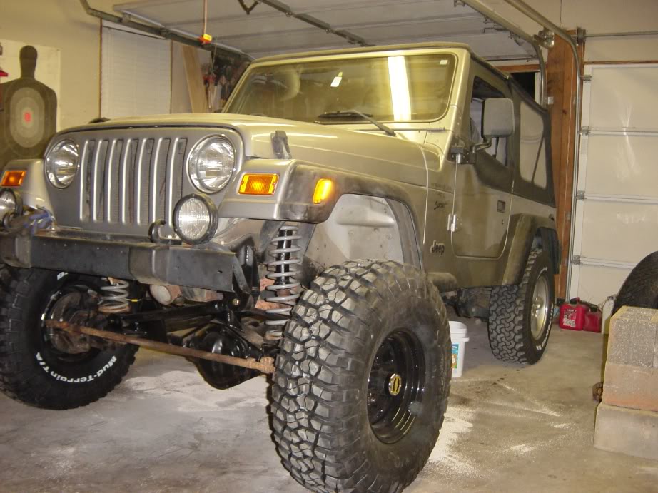 ai303.photobucket.com_albums_nn152_VortecJeep_TJ_20Build_07_27resize.jpg