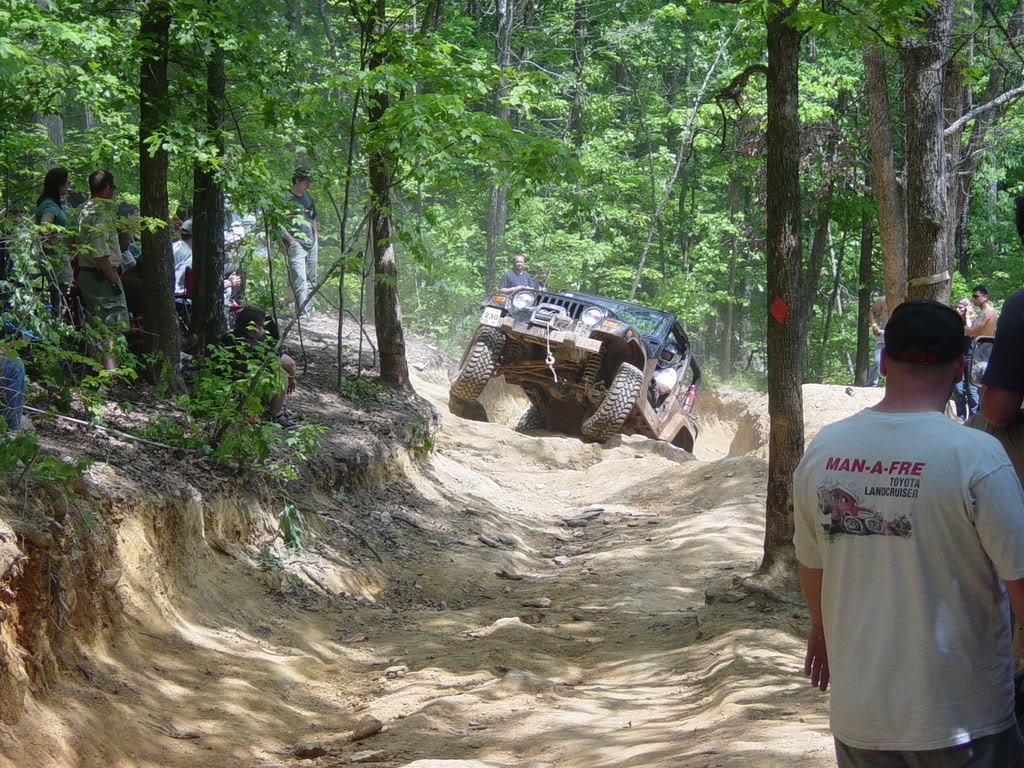 ai303.photobucket.com_albums_nn152_VortecJeep_URE_20cross_202008_DSC05043.jpg