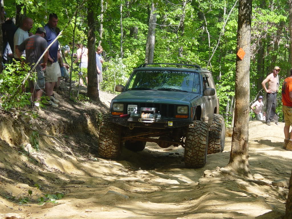 ai303.photobucket.com_albums_nn152_VortecJeep_URE_20cross_202008_DSC05050.jpg