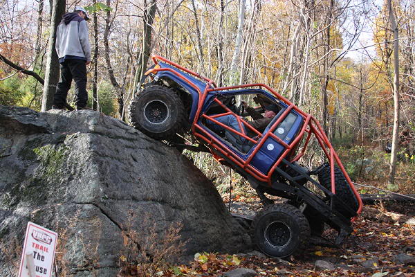 ai305.photobucket.com_albums_nn202_jeepnchrisp_Fall_20MOR_2008_IMG_10951.jpg