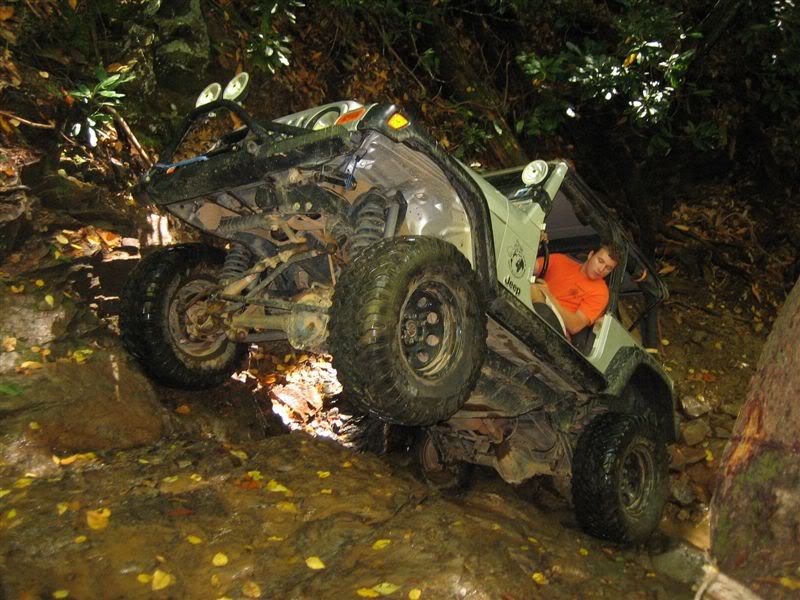 ai33.photobucket.com_albums_d66_fourwheelin49r_IMG_8524.jpg