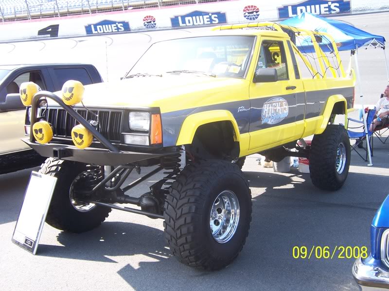 ai35.photobucket.com_albums_d163_bowtieman55_2008_20AutoFair_218b7b980fe332e3332ccbd3f0498f518.jpg