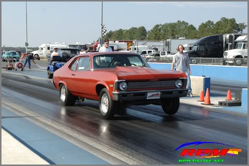 ai35.photobucket.com_albums_d163_bowtieman55_Renegade_20Racing_0BS1105_0097.jpg