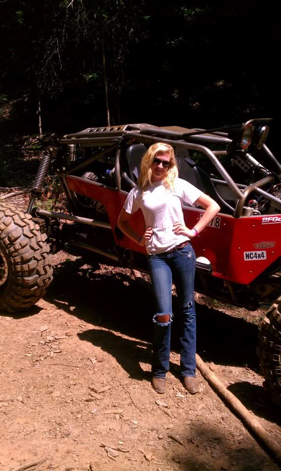 ai357.photobucket.com_albums_oo20_jrea42_mckinseybuggy.jpg