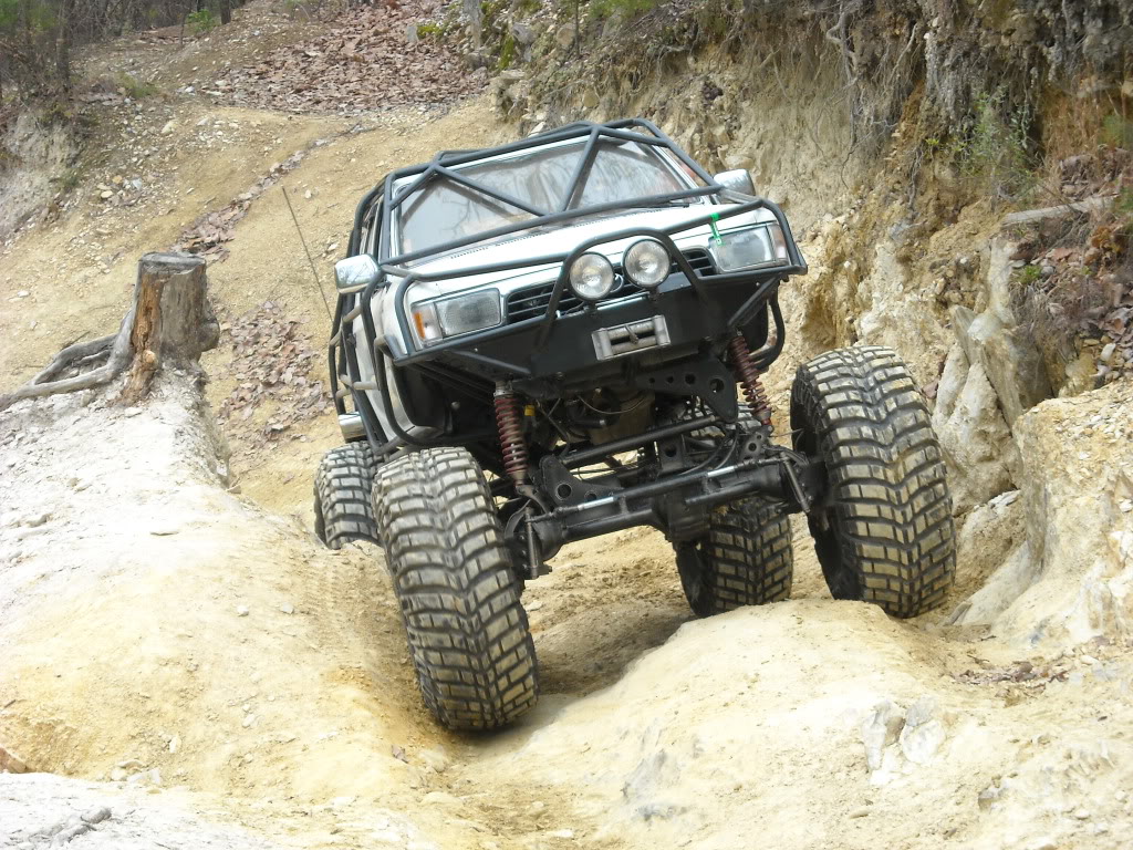 ai358.photobucket.com_albums_oo27_CW_2009_Off_20Road_URE_204_9_11_DSCN0652.jpg