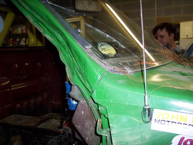ai36.photobucket.com_albums_e15_ROCKWELLEDTOYOTA_Jamie_Picture037.jpg