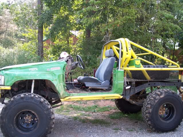ai36.photobucket.com_albums_e15_ROCKWELLEDTOYOTA_Jamie_Picture043.jpg