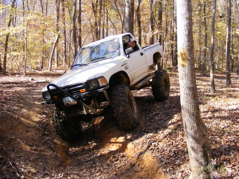 ai36.photobucket.com_albums_e32_sparksbw_2007_0101wheelin1106090004.jpg