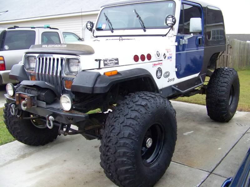 ai36.photobucket.com_albums_e50_jeepin1995_fronk_100_7396.jpg