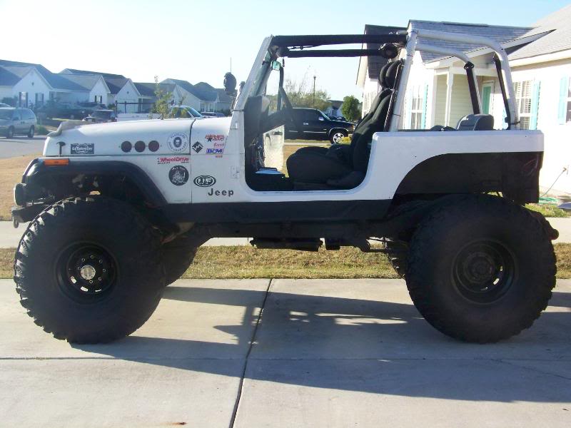 ai36.photobucket.com_albums_e50_jeepin1995_jeepforsale_100_7454.jpg