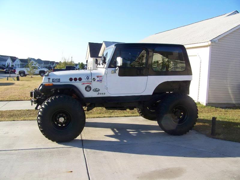 ai36.photobucket.com_albums_e50_jeepin1995_jeepforsale_100_7481.jpg