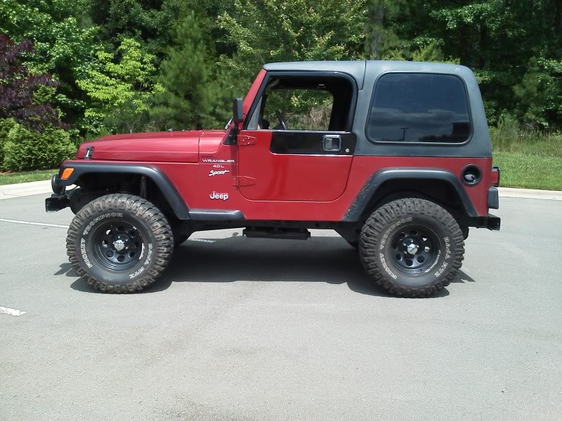 ai36.photobucket.com_albums_e50_jeepin1995_jp1.jpg