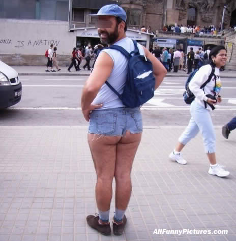 ai36.photobucket.com_albums_e50_jeepin1995_shortshorts.jpg