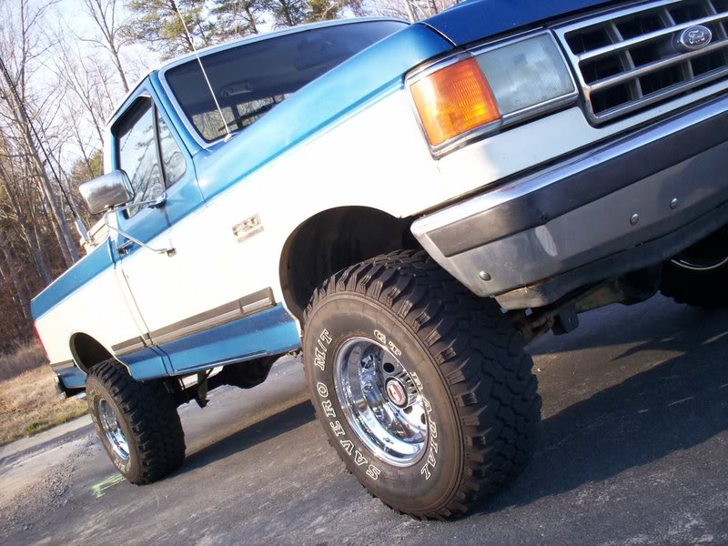 ai37.photobucket.com_albums_e61_NCarolina910_88_20Ford_20__20Lifted_100_0429.jpg