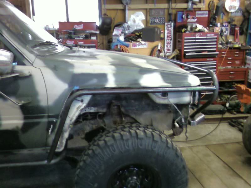 ai38.photobucket.com_albums_e116_sinkinitup_85runner_lkl.jpg