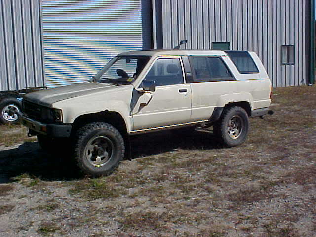 ai38.photobucket.com_albums_e116_sinkinitup_85runner_MVC_002S.jpg