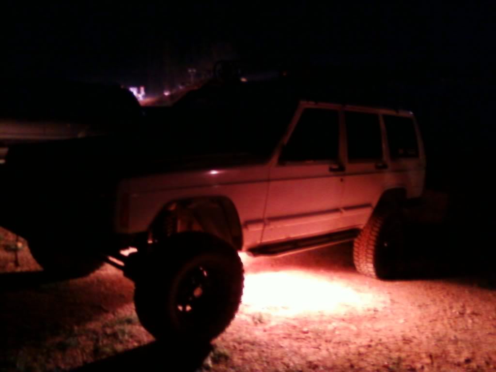 ai380.photobucket.com_albums_oo248_98xjjeep_SSPX4395.jpg