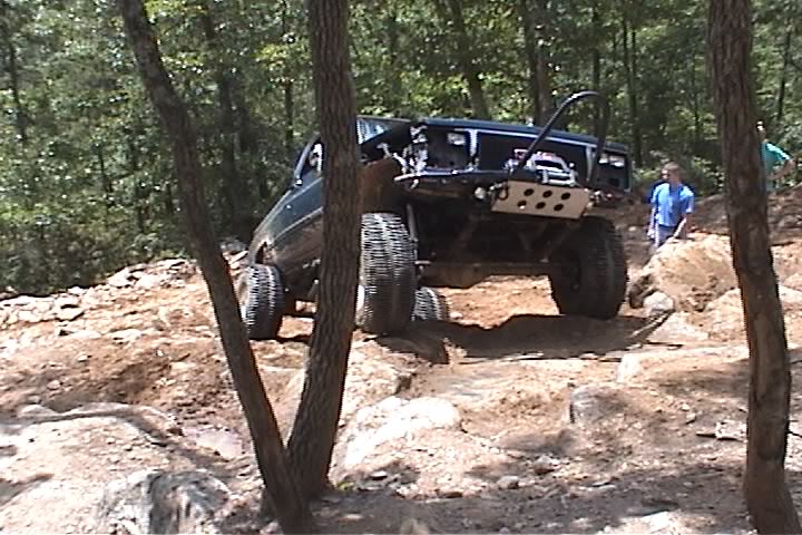 ai4.photobucket.com_albums_y103_dontoe_Uwharrie.jpg