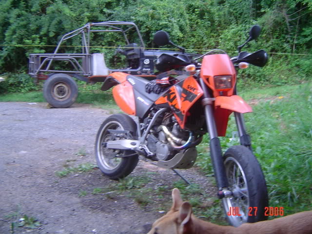 ai4.photobucket.com_albums_y122_35xj_motard001.jpg