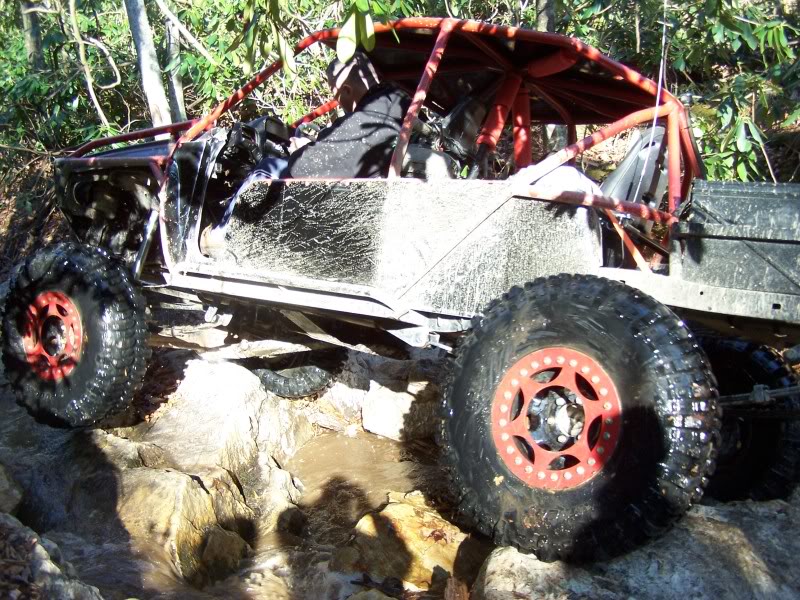ai404.photobucket.com_albums_pp122_loganstoy2007_mntcity110709038.jpg
