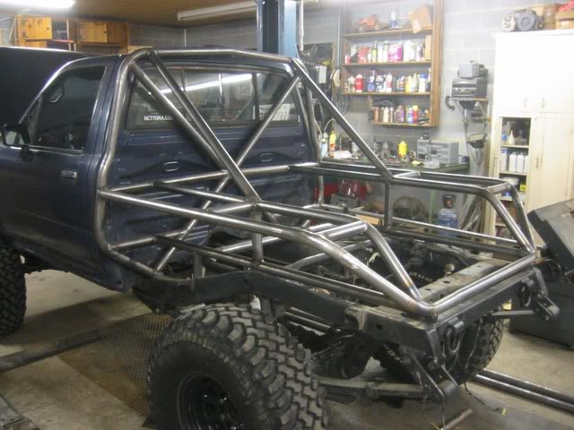 ai44.photobucket.com_albums_f19_gtrobb_2Corner.jpg