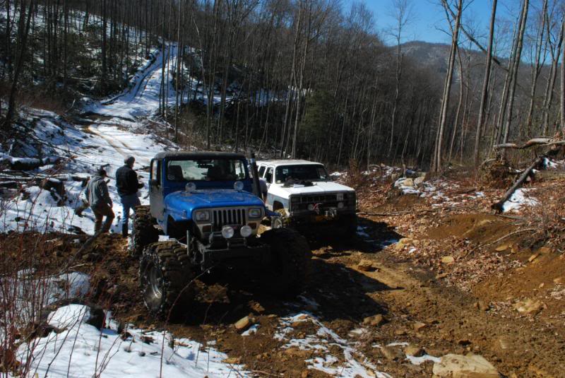 ai45.photobucket.com_albums_f89_mudslinginyota_DSC_0211.jpg