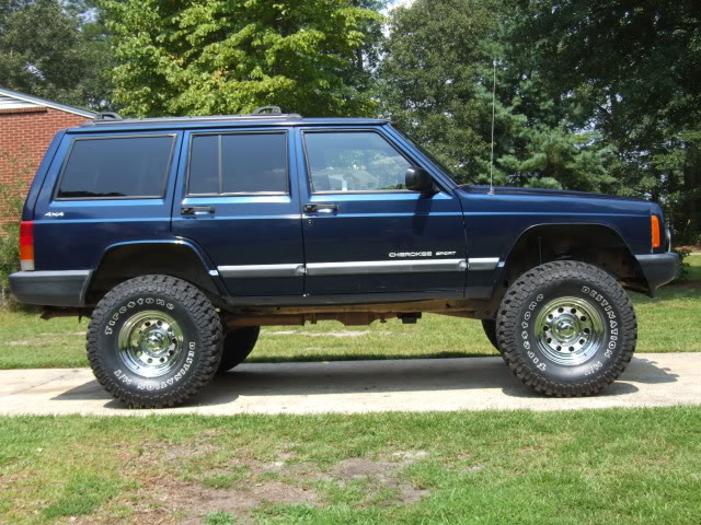 ai48.photobucket.com_albums_f206_mrjcrod_2001_20Jeep_20Cherokee_20Sport_DSCF3610.jpg