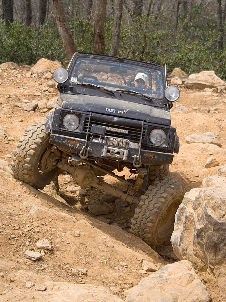 ai49.photobucket.com_albums_f260_preacherspulpit_Jeep_Uwharrie_040509_URE11.jpg