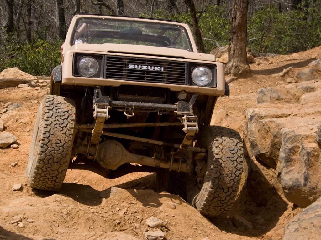 ai49.photobucket.com_albums_f260_preacherspulpit_Jeep_Uwharrie_040509_URE24.jpg