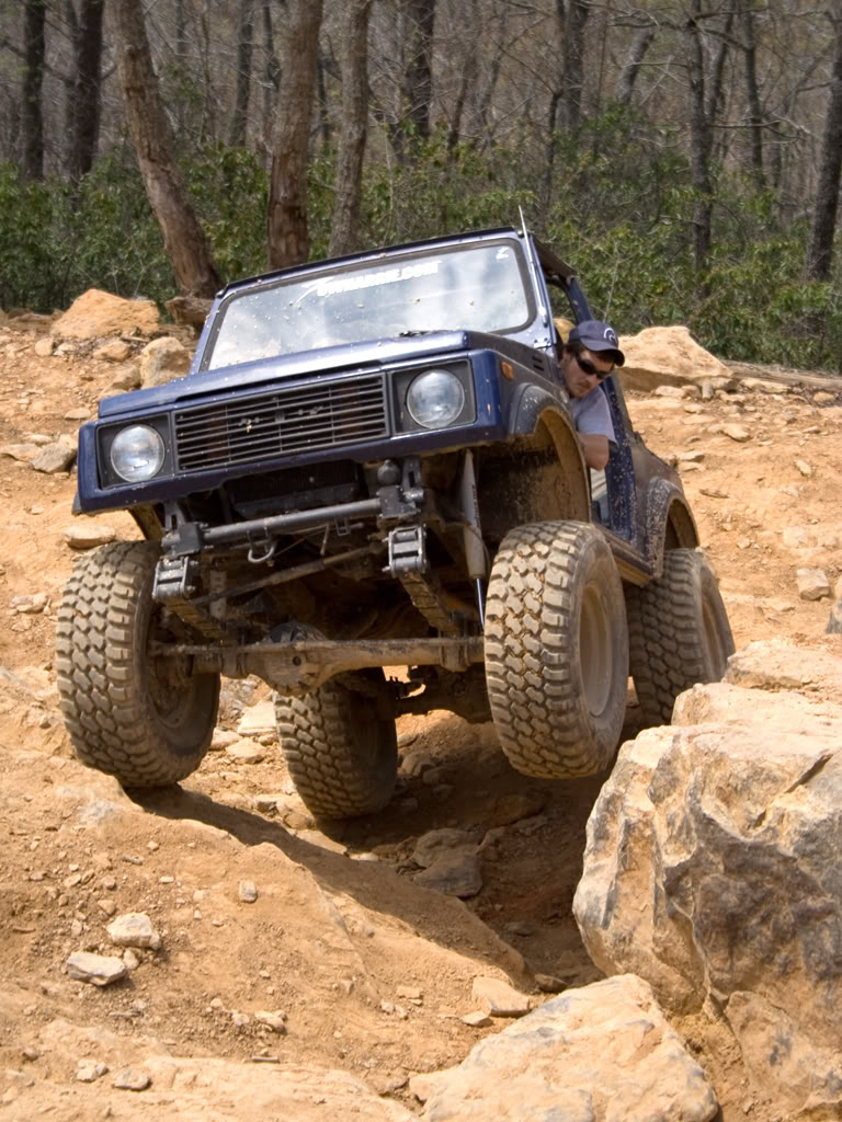 ai49.photobucket.com_albums_f260_preacherspulpit_Jeep_Uwharrie_040509_URE7.jpg