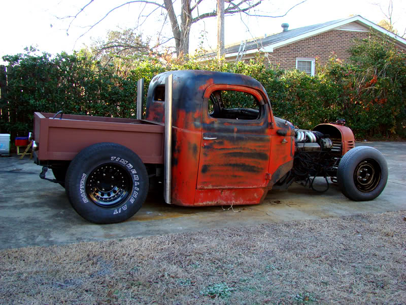 ai5.photobucket.com_albums_y175_entrefal_40_20Dodge_Stacks.jpg