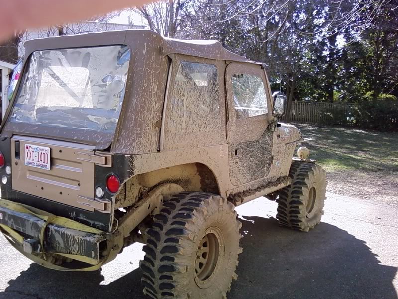 ai50.photobucket.com_albums_f347_TheZeppelin555_Jeep_Muddy1.jpg