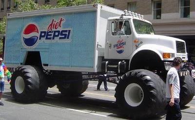 ai516.photobucket.com_albums_u323_BigClay_ZJ_liftedPepsitruck.jpg