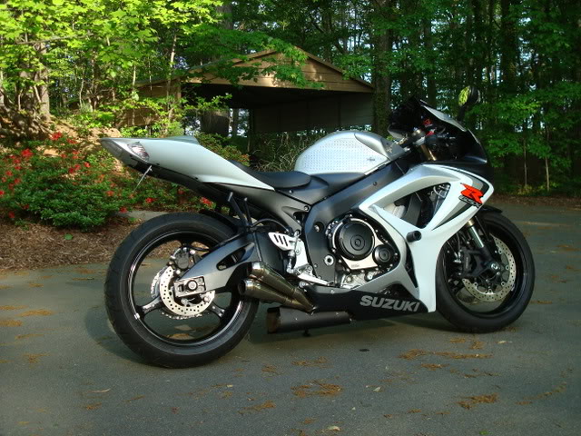 ai52.photobucket.com_albums_g18_CTFriel_GSXR_001jpg_3.jpg