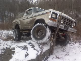 ai529.photobucket.com_albums_dd339_smittybronco_new_20bronco_1121081443.jpg