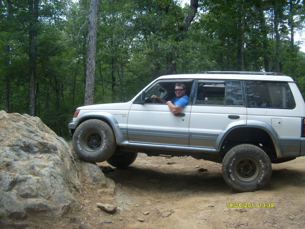 ai534.photobucket.com_albums_ee345_e_bedsaul_2011charleston_uwharrie014.jpg